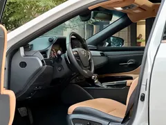 2021 Lexus ES 200 Excellence, белый — фото 4