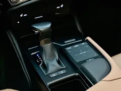 2021 Lexus ES 200 Excellence, белый — фото 9