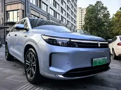 2024 Aito M7 1.5T Smart Driving 4WD Pro 5, синий — фото 3