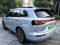 2024 Aito M7 1.5T Smart Driving 4WD Pro 5, синий — фото 13