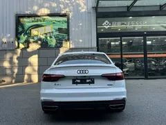 2020 Audi A4L 45 TFSI quattro Sport, белый — фото 4