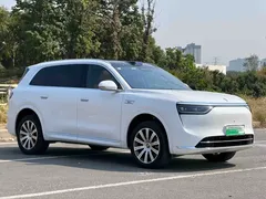 2025 Aito M8 EREV Ultra 53.4kWh 6-seat 192-line LiDAR, белый — фото 7