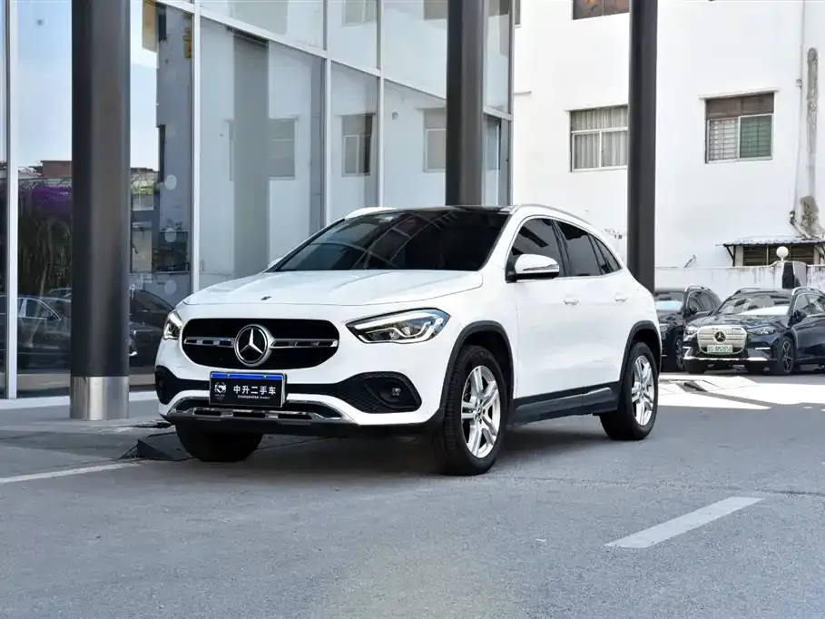 2022 Mercedes-Benz GLA 200