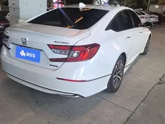 2018 Honda Accord 2.0L Hybrid, белый — фото 3