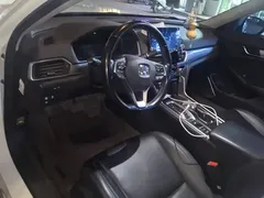 2018 Honda Accord 2.0L Hybrid, белый — фото 12