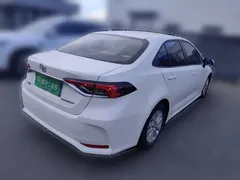 2021 Toyota Corolla TNGA 1.5L CVT Elite, белый — фото 4