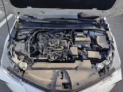 2021 Toyota Corolla TNGA 1.5L CVT Elite, белый — фото 16
