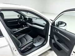 2023 Geely Preface 1.5TD Kunlun, белый — фото 4