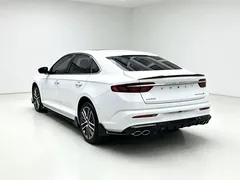 2023 Geely Preface 1.5TD Kunlun, белый — фото 7
