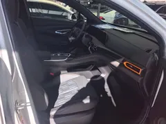 2022 Changan UNI-T 1.5T Sport Premium, белый — фото 8