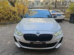 2023 BMW 1 Series 120i M Sport Night Edition, белый — фото 2