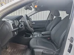 2021 BMW 1 Series 120i M Sport, белый — фото 17
