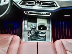 2022 BMW X5 30Li Premium M Sport Package, чёрный — фото 10