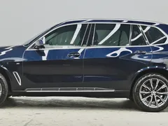 2022 BMW X5 30Li Premium M Sport Package, чёрный — фото 23