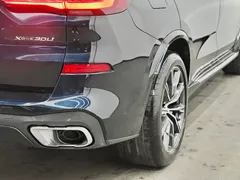 2022 BMW X5 30Li Premium M Sport Package, чёрный — фото 34