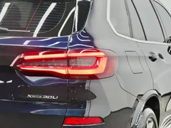 2022 BMW X5 30Li Premium M Sport Package, чёрный — фото 35