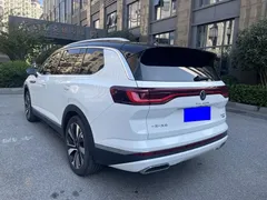 2022 Volkswagen Talagon 380TSI 4WD Flagship 6-seat, белый — фото 2