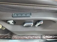 2022 Volkswagen Talagon 380TSI 4WD Flagship 6-seat, белый — фото 11
