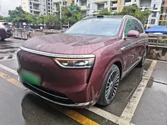 2025 Aito M8 EREV Ultra 53.4kWh 5-seat 192-line LiDAR — фото 2