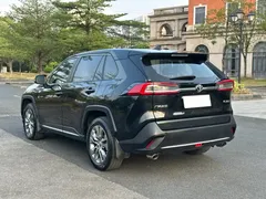 2022 Toyota Wildlander 2.0L CVT 2WD Luxury Plus, чёрный — фото 15
