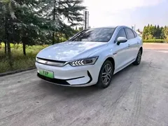 2024 BYD Qin PLUS Honor EV 510km Leading, белый — фото 1