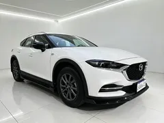 2021 Mazda CX-4 2.0L AT 2WD, белый — фото 3