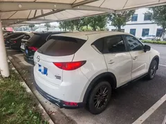 2021 Mazda CX-5 2.0L AT 2WD, белый — фото 4