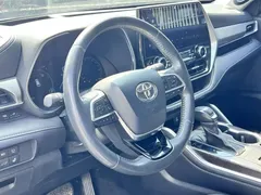 2022 Toyota Highlander 2.5L Hybrid 4WD Ultimate 7-seat, чёрный — фото 7