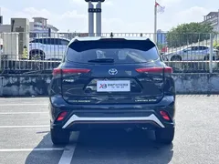 2022 Toyota Highlander 2.5L Hybrid 4WD Ultimate 7-seat, чёрный — фото 26