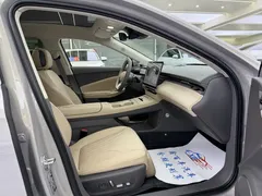 2026 Hongqi H7 PHEV 210 4WD — фото 6