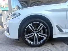2021 BMW 5 Series 530Li Leading Luxury Package, белый — фото 2