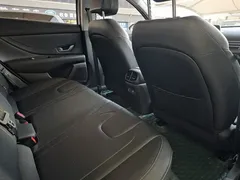 2022 Hyundai Elantra 1.5L CVT LUX Premium, белый — фото 13