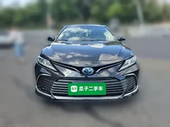 2021 Toyota Camry Hybrid 2.5HGVP Leading, чёрный — фото 2