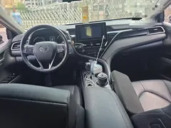 2021 Toyota Camry Hybrid 2.5HGVP Leading, чёрный — фото 10