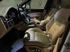 2019 Porsche Cayenne 3.0T, белый — фото 3