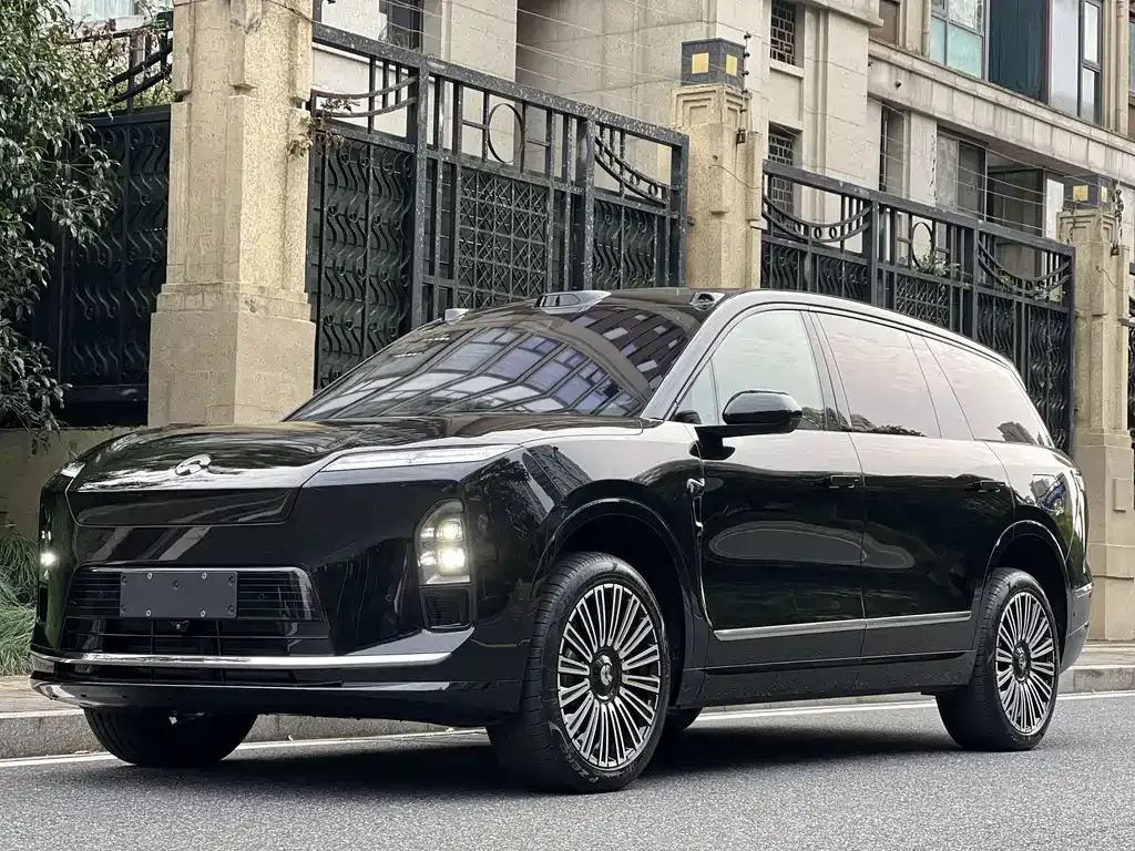 2026 Nio ES8 6-seat Executive Luxury