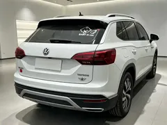 2022 Volkswagen Tayron 280TSI 2WD Luxury, белый — фото 6