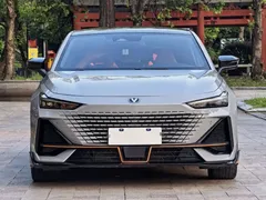 2023 Changan UNI-V 1.5T Sport — фото 2