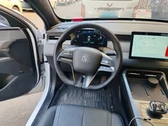 2025 BYD Qin PLUS DM-i PHEV Smart Driving 55km Leading, белый — фото 11