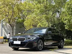 2021 BMW 5 Series 530Li Leading M Sport Package, чёрный — фото 1