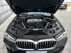 2021 BMW 5 Series 530Li Leading M Sport Package, чёрный — фото 25