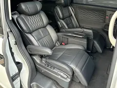 2022 Honda Elysion 2.0L e:HEV Hybrid Luxury, белый — фото 8