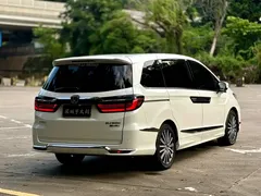 2022 Honda Elysion 2.0L e:HEV Hybrid Luxury, белый — фото 12