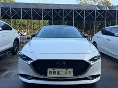 2022 Mazda 3 2.0L AT, белый — фото 2