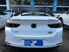 2022 Mazda 3 2.0L AT, белый — фото 5