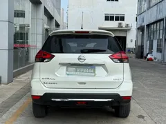 2021 Nissan X-Trail 2.5L CVT 4WD XL ITS 7-seat Luxury, белый — фото 4