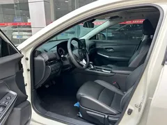 2021 Nissan Sylphy 1.6L XL CVT, белый — фото 6