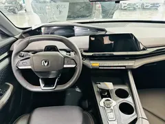 2022 Changan UNI-V 1.5T Premium, белый — фото 7