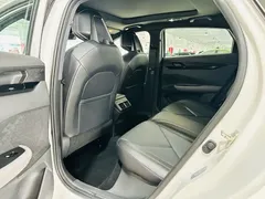 2022 Changan UNI-V 1.5T Premium, белый — фото 11