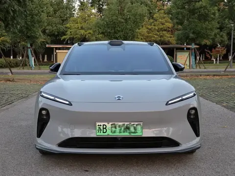 2024 Nio ET5T 75kWh Touring